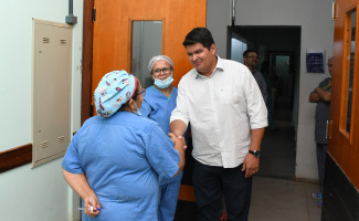 Secretário da Saúde acompanha funcionamento do Hospital e Maternidade Dona Regina