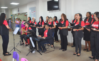 Programação especial de Natal do HGP leva alegria aos pacientes
 
