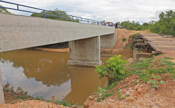 Em Paranã, governador Wanderlei Barbosa participa de inauguração de obras de infraestrutura que facilitam o acesso da população e impulsionam o desenvolvimento da região