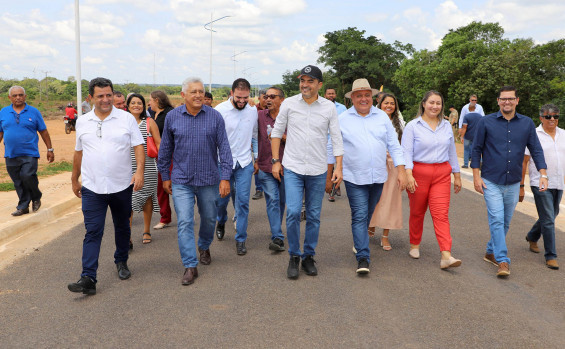 Em Rio Sono, governador Wanderlei Barbosa inaugura acesso à BR-010 e asfaltamento urbano avaliados em R$ 5 milhões 