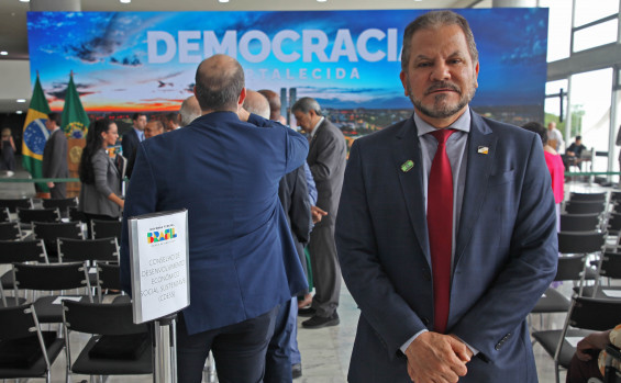 Governo do Tocantins participa de ato nacional em defesa da democracia realizado em Brasília nesta quarta-feira, 8 