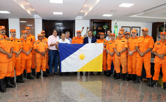 Governador Wanderlei Barbosa recebe equipe do Corpo de Bombeiros do Tocantins e enaltece atuação dos profissionais em força-tarefa na Ponte JK