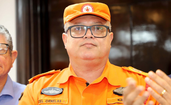 Governador Wanderlei Barbosa recebe equipe do Corpo de Bombeiros do Tocantins e enaltece atuação dos profissionais em força-tarefa na Ponte JK