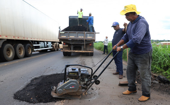 Governo do Tocantins realiza força-tarefa para beneficiar população afetada por queda da ponte JK