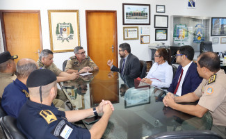 Em visita institucional ao Comando Geral da PM, secretário da Segurança Pública conhece instalações do Sistema Integrado de Operações