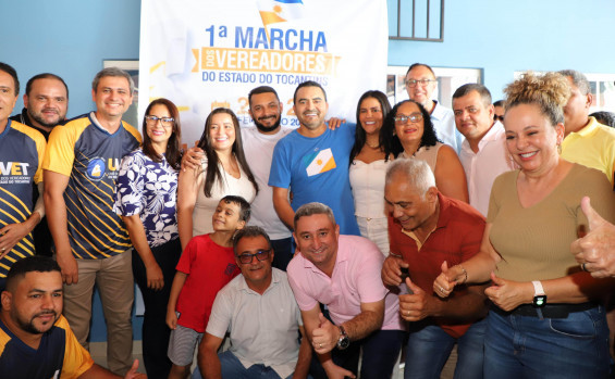 Governador Wanderlei Barbosa participa do encerramento da Marcha dos Vereadores com futebol solidário