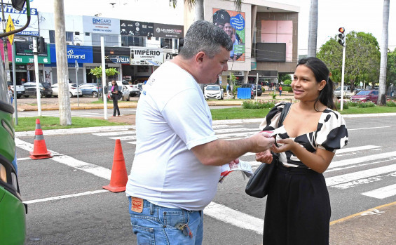 Saúde orienta população sobre a importância da doação de sangue