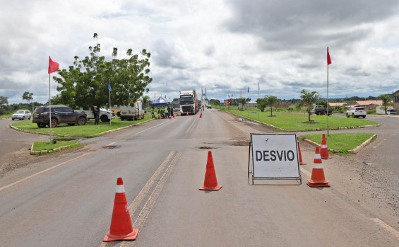 Governo do Tocantins intensifica recuperação de estradas estaduais afetadas pelo desabamento da ponte JK e cobra suporte do Dnit