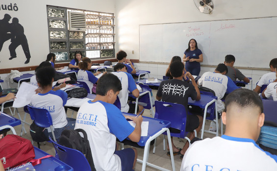 Kits escolares entregues pelo Governo do Tocantins garantem maior desempenho de alunos em vulnerabilidade social e reduzem a evasão em escolas estaduais