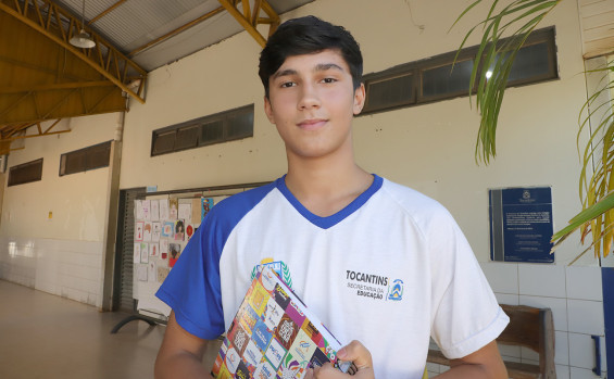 Kits escolares entregues pelo Governo do Tocantins garantem maior desempenho de alunos em vulnerabilidade social e reduzem a evasão em escolas estaduais