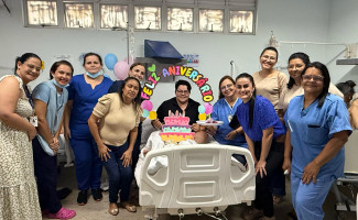 Humanização: Hospital Regional de Paraíso celebra aniversário de paciente