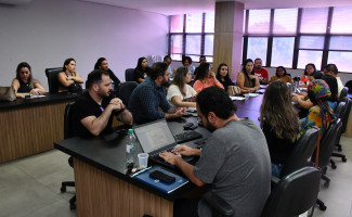SES-TO debate implementação do processo transexualizador no Tocantins
