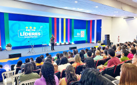 Governo do Tocantins promove formação com participação do cordelista Bráulio Bessa para professores da rede estadual