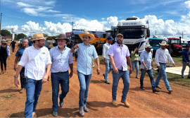 Em Peixe, governador Wanderlei Barbosa participa da abertura da maior feira de agronegócio da região sul do Tocantins 
