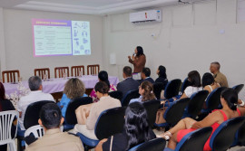Em Gurupi, Governo do Tocantins reúne-se com prefeitos para tratar da implantação da Casa da Mulher Tocantinense 