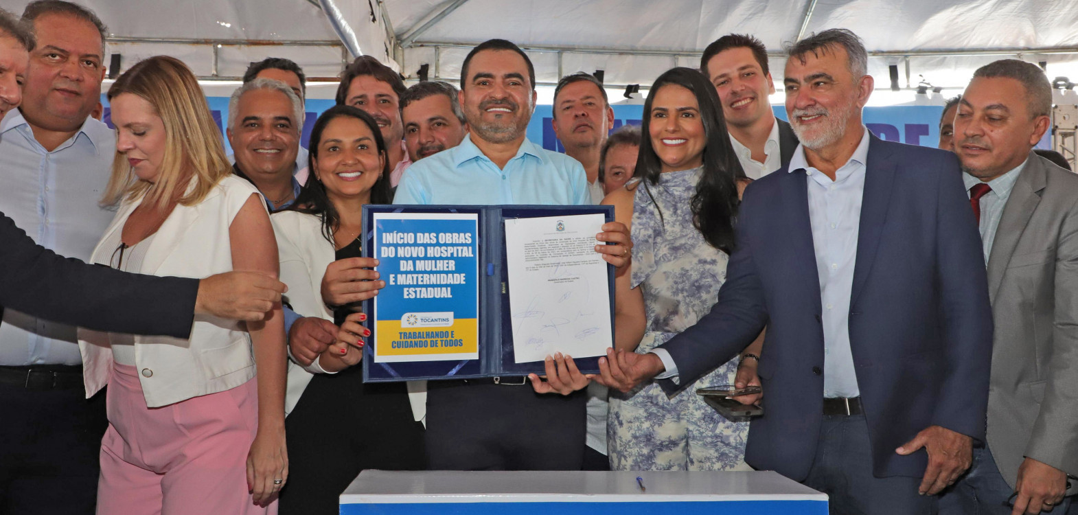 Durante a assinatura, o governador Wanderlei Barbosa salientou a importância da construção do hospital para a oferta de uma assistência humanizada às mulheres e aos recém-nascidos de todo o Tocantins 