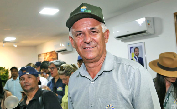 No 4º dia da Agrotins 25 anos, Wanderlei Barbosa oficializa adesão de Palmas a selo estadual que autoriza venda de produtos de origem animal em todo o Tocantins