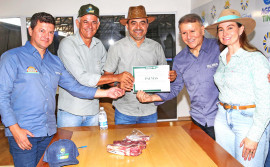 No 4º dia da Agrotins 25 anos, Wanderlei Barbosa oficializa adesão de Palmas a selo estadual que autoriza venda de produtos de origem animal em todo o Tocantins