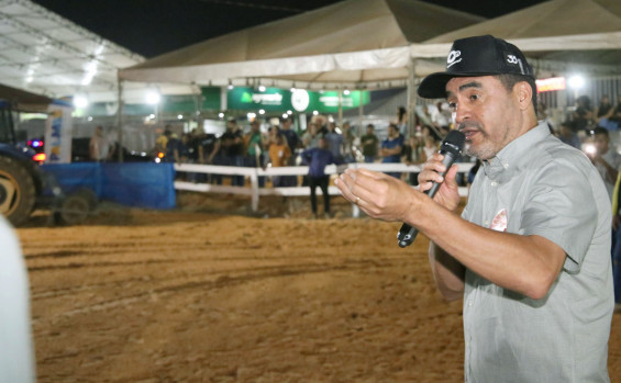 No 4º dia da Agrotins 25 anos, Wanderlei Barbosa oficializa adesão de Palmas a selo estadual que autoriza venda de produtos de origem animal em todo o Tocantins