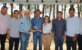 Em Silvanópolis, governador Wanderlei Barbosa participa do encerramento da prova de ganho de peso bovino e celebra melhoria genética do rebanho tocantinense