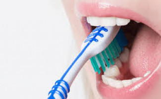 UNACON/HRA promove palestra sobre autocuidado da cavidade bucal 