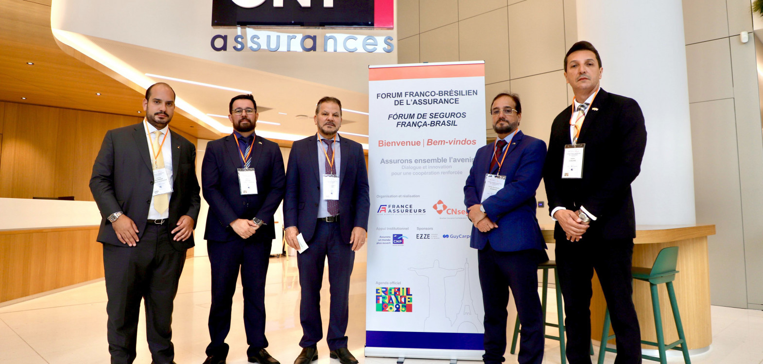 Tocantins participa de debate internacional sobre inteligência artificial, cibersegurança e combate a fraudes, na capital francesa