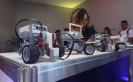 Governo do Tocantins entrega kits de robótica que beneficiarão mais de 82 mil estudantes do ensino médio