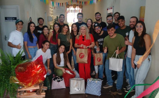 

Casa de Apoio Glória Moraes recebe doações para Bazar Beneficente
