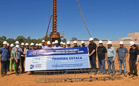 Governo do Tocantins acompanha etapa inicial da construção do Hospital da Mulher e Maternidade Estadual 