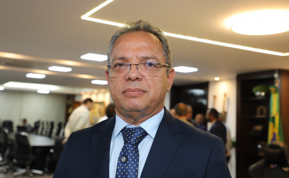 O secretário da Fazenda do Tocantins, Donizeth Silva, afirmou que a transição do pagamento dos servidores estaduais para o Banco Regional de Brasília (BRB) foi concluída com sucesso nesta quarta-feira, 25 de junho - Esequias Araújo/Governo do Tocantins