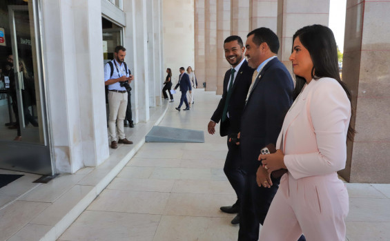 Governador Wanderlei Barbosa participou do evento acompanhado da primeira-dama Karynne Sotero e do secretário de Estado de Parcerias e Investimentos, Thomas Jefferson - Tharson Lopes/Governo do Tocantins