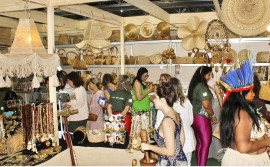 Com apoio do Governo do Tocantins, artesanato do estado movimenta quase R$ 124 mil nos cinco primeiros dias da Fenearte 2025