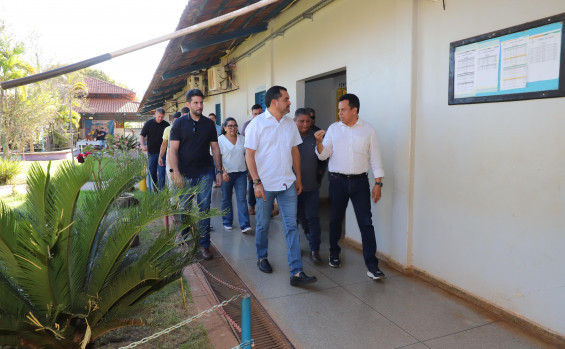 Governador Wanderlei Barbosa assina Ordem de Serviço de R$ 828 mil para reforma da Escola Estadual Beira Rio, em Luzimangues
