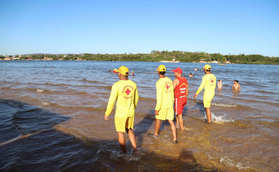 Com investimento do Governo do Tocantins, Araguanã movimenta milhares de pessoas durante a Temporada de Praia 2025