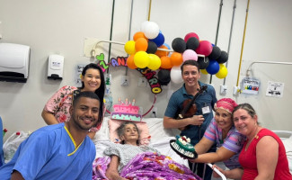 Humanização: Hospital Regional de Paraíso celebra aniversário de paciente