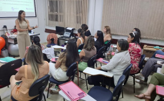 Hospital Dona Regina recebe o Treinamento "Por mais Fisioterapeutas nas Maternidades"