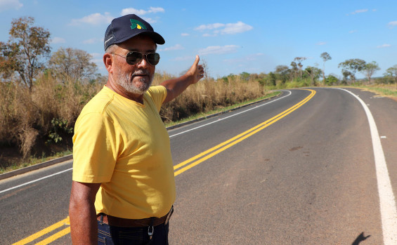 Governador Wanderlei Barbosa entrega pavimentação da TO-239 entre Itapiratins e Itacajá e impulsiona desenvolvimento na região