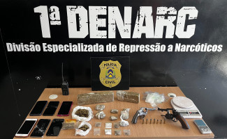 Em Palmas, Ação precisa da 1ª DENARC e GOTE desarticula grupo criminoso e apreende drogas, armas de fogo, munições e prende três suspeitos de tráfico de drogas

