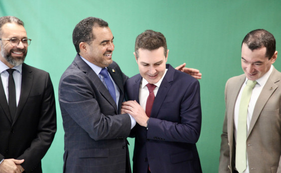 Em Brasília, governador Wanderlei Barbosa articula com ministro das Cidades ampliação de moradias do Minha Casa, Minha Vida