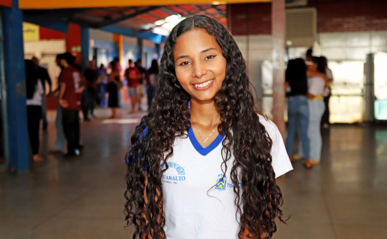 No Dia do Estudante, Governo do Tocantins investe quase R$ 900 mil na reforma do CEM de Taquaralto