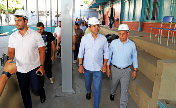 No Dia do Estudante, Governo do Tocantins investe quase R$ 900 mil na reforma do CEM de Taquaralto