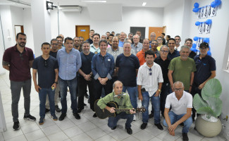 Sefaz homenageia pais servidores com café da manhã especial