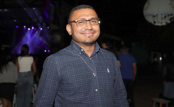 Em gesto de fé e respeito à tradição, governador Wanderlei Barbosa prestigia show do padre Fábio de Melo no Santuário do Senhor do Bonfim 