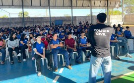 Com foco no enfrentamento à violência contra a mulher, SSP/TO realiza palestras e aulas de defesa pessoal em escolas de Luzimangues
