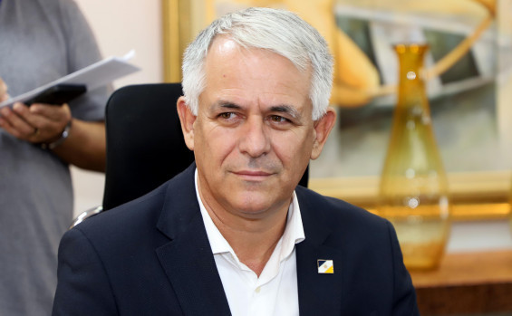 Governador Wanderlei Barbosa recebe embaixadora da União Europeia e apresenta potencial econômico do Tocantins