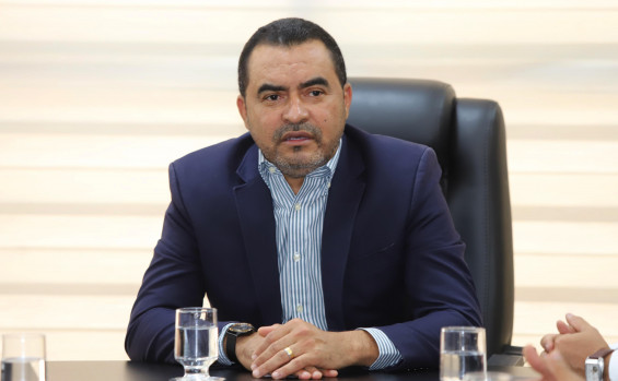 Governador Wanderlei Barbosa recebe embaixadora da União Europeia e apresenta potencial econômico do Tocantins
