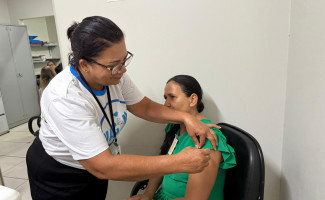 Hospital Regional de Araguaína realiza vacinação de servidores 