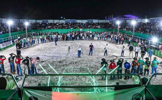 Governador em exercício Laurez Moreira abre oficialmente a Exposição Agropecuária de Dueré e garante a construção do anel viário da cidade
