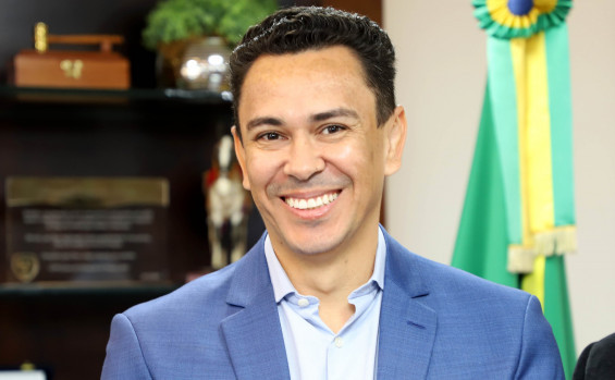 Governador em exercício Laurez Moreira nomeia novos gestores para Fazenda, Educação, Segurança Pública, Igeprev-TO e Naturatins 