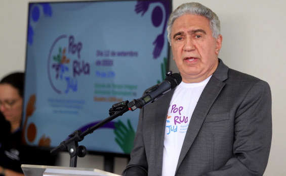 Governador Laurez Moreira participa de mutirão de serviços para pessoas em situação de rua e em vulnerabilidade 